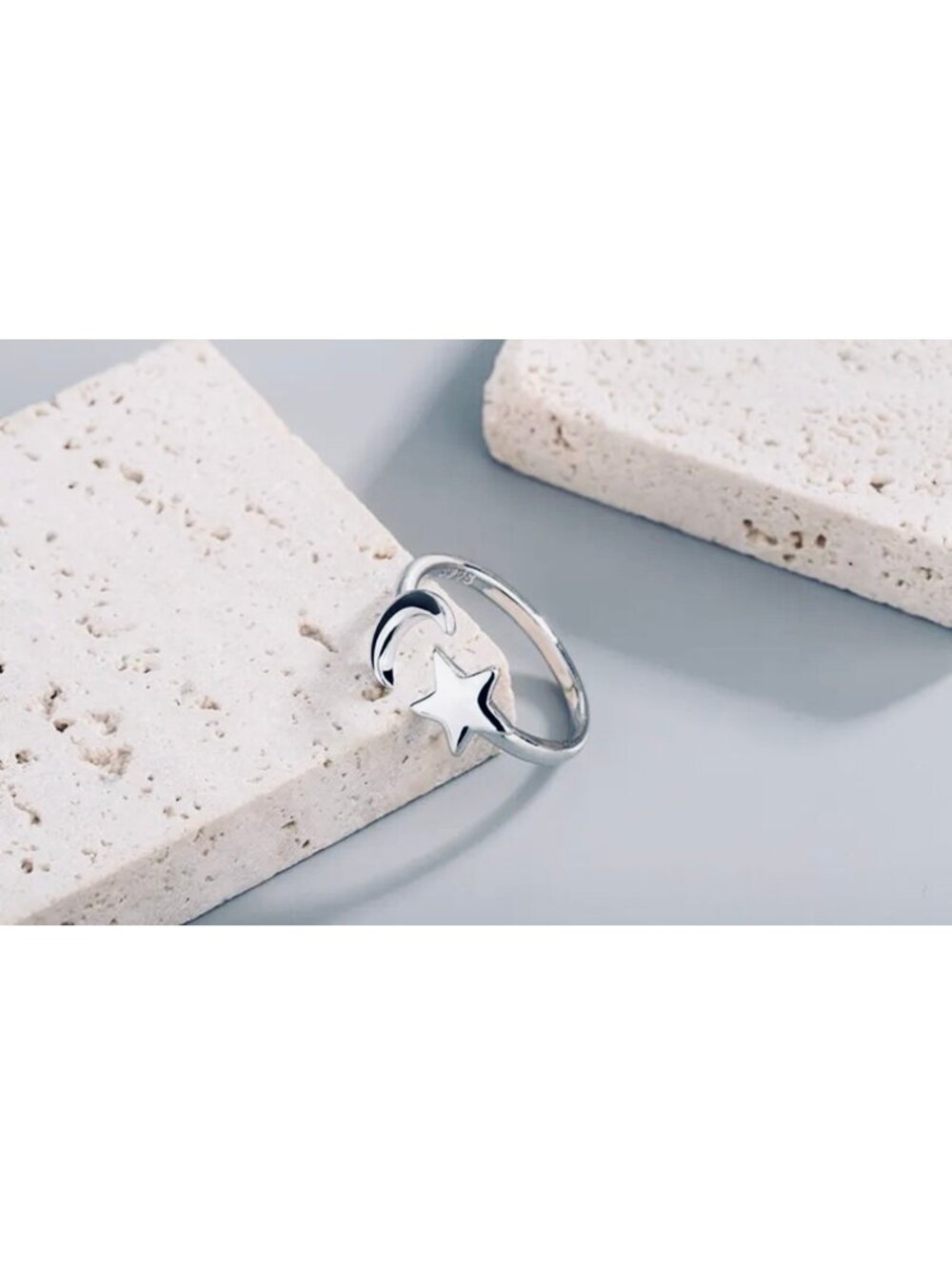 New - Chic - Retro Style Moon & Star Adjustable Ring